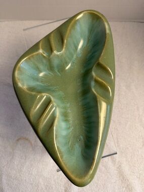 Vintage MCM Green Atomic Boomerang Ashtray USA Pottery 10” Mid Century Modern